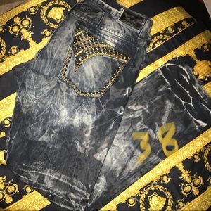 Robins Jeans